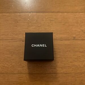 CHANEL Earrings Box